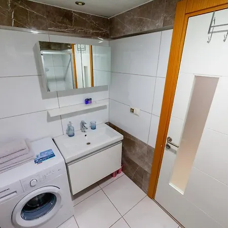Apartment Crystal Park 2 - 4
