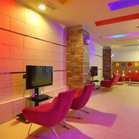 Apartment Crystal Park 2 - 4 *